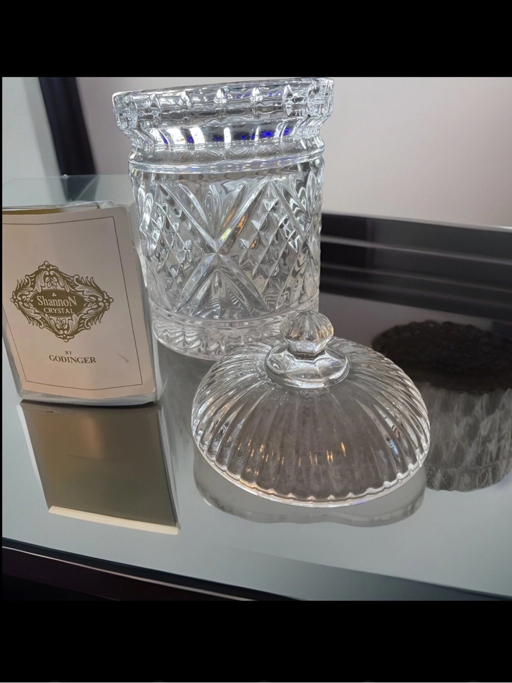 Godinger Shannon Crystal-Ireland Biscuit Jar -2 Pc-Cookie Candy Barrel Lid NWT